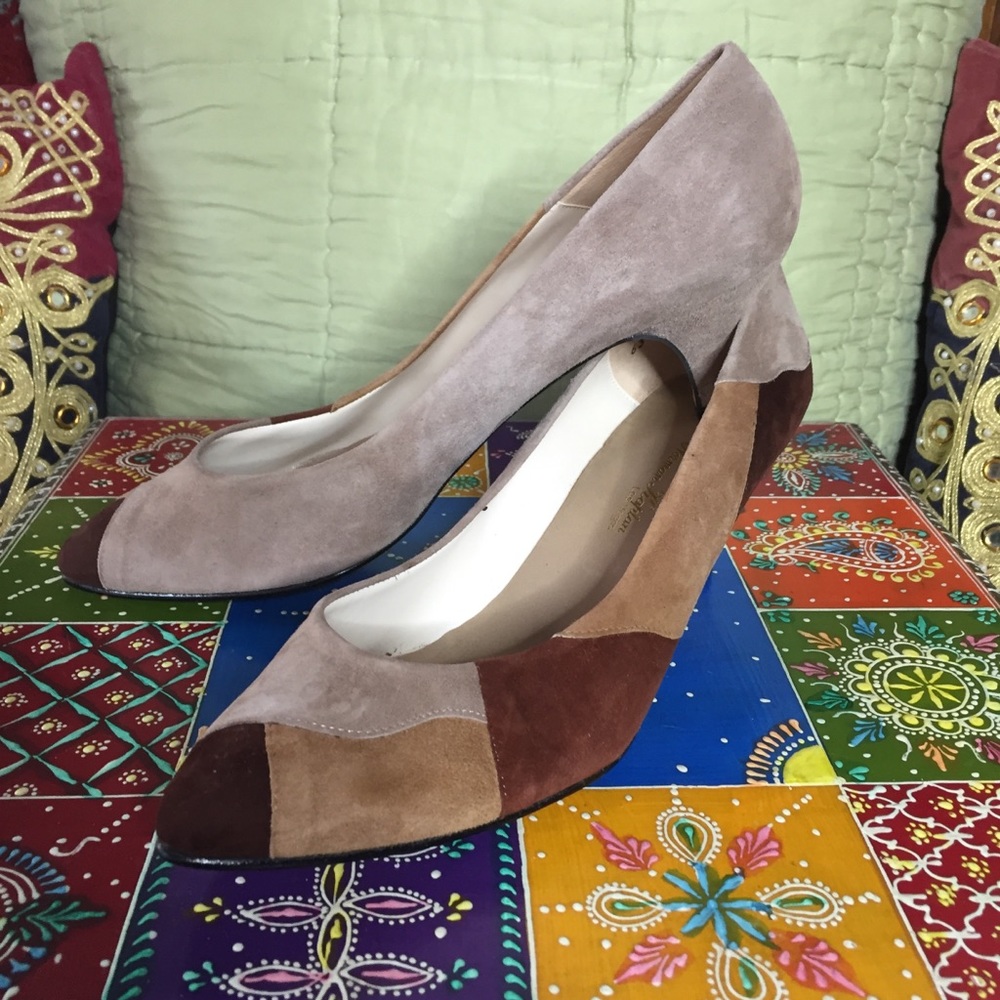 80s Suede Pumps